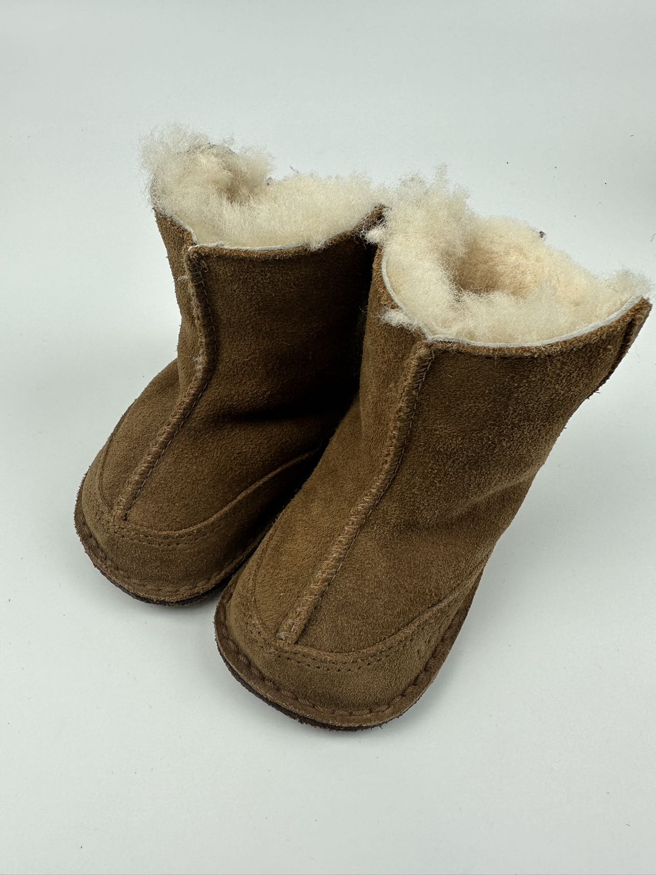 UGG infant winter boots(S)-Unworn