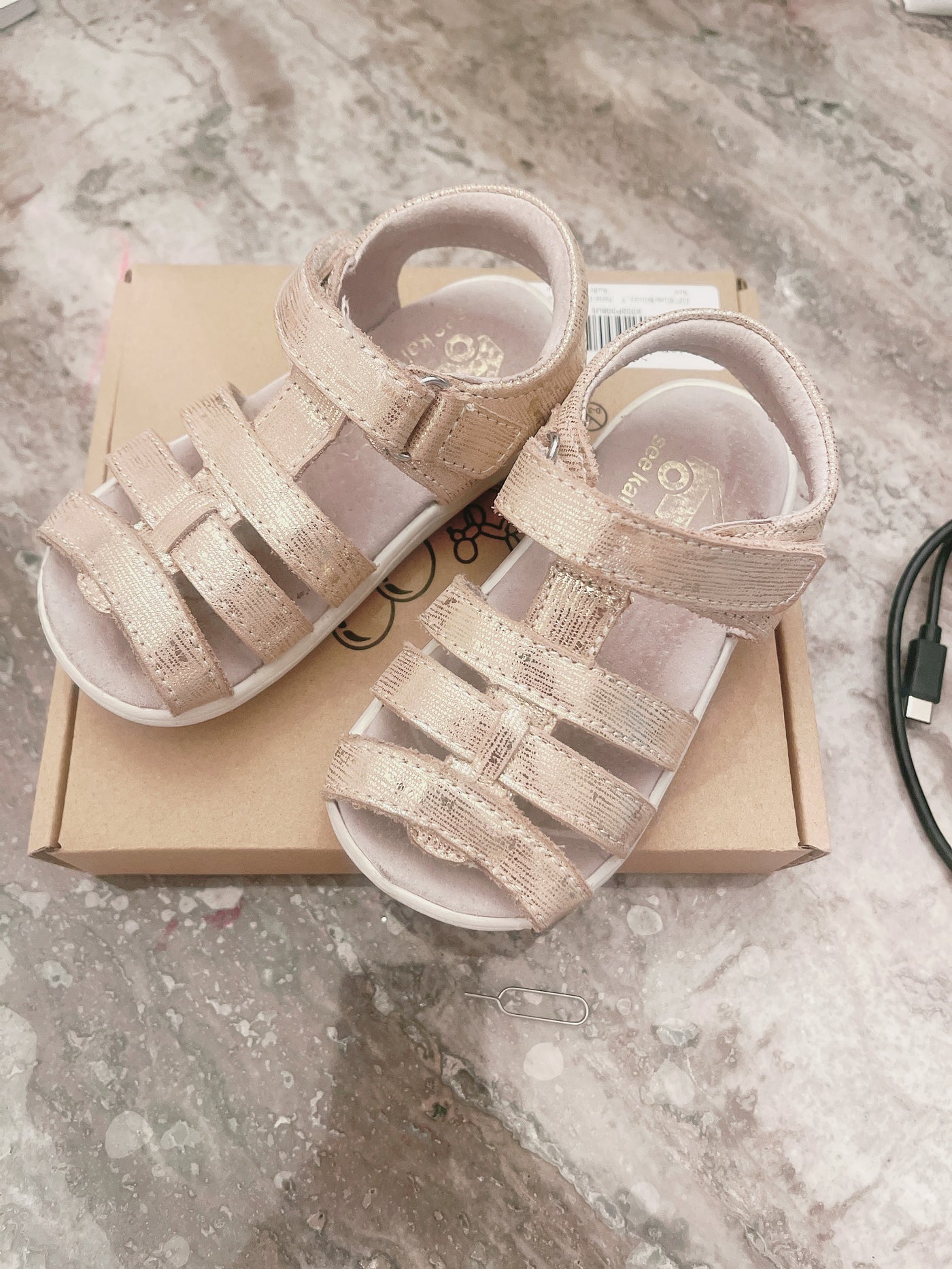Girl Gordan sandal(US6)-Toddler