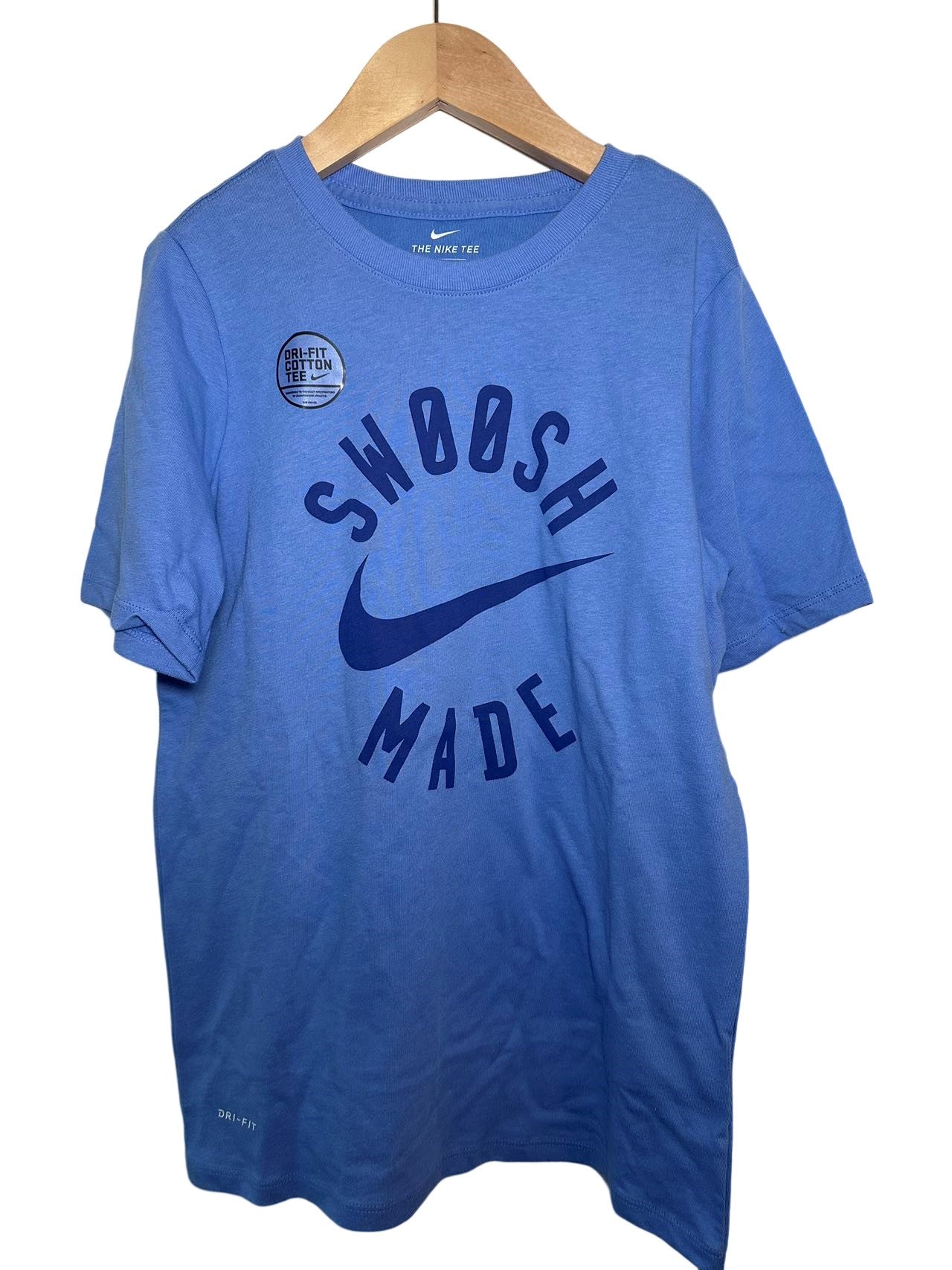 Nike T shirt (10-12Y)-Unworn